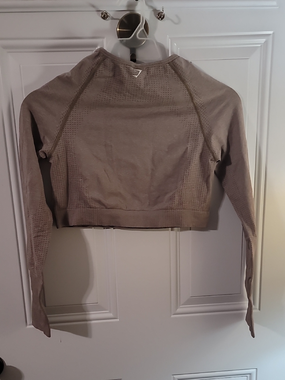 Gymshark Long Sleeve Cropped Seamless Top - Gray - Picture 8 of 10